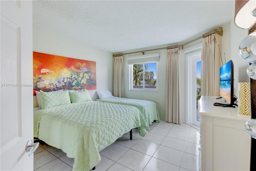 Picture of 18260 N Bay Rd # 316, Sunny Isles Beach FL 33160