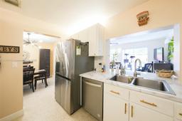 Picture of 8110 NW 185Th Ter, Hialeah, FL 33015