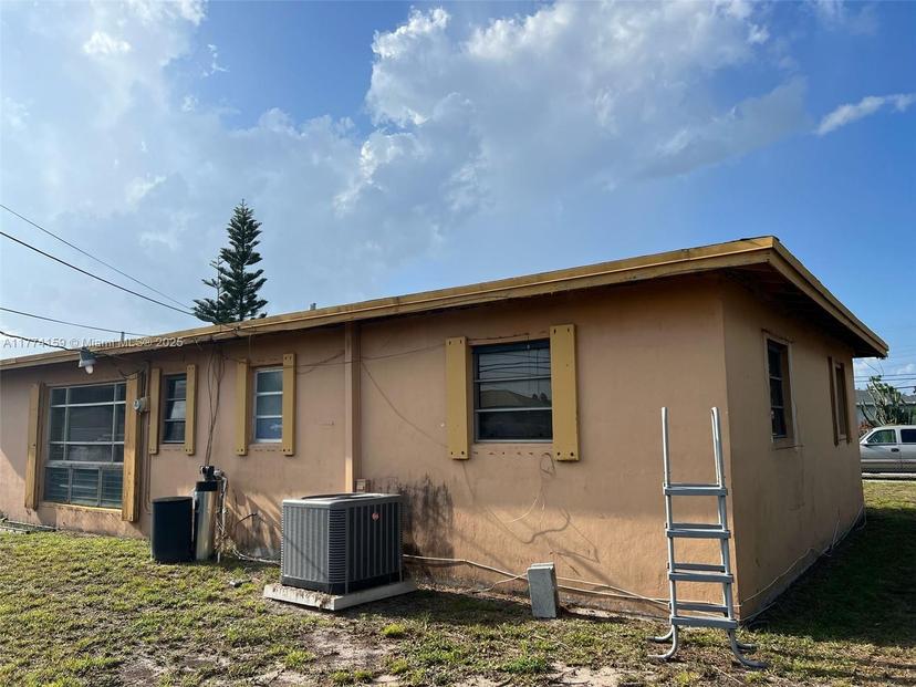 Picture of 3310 NW 172Nd Ter, Miami Gardens FL 33056