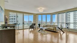 Picture of 21150 Point Pl # 1702, Aventura, FL 33180