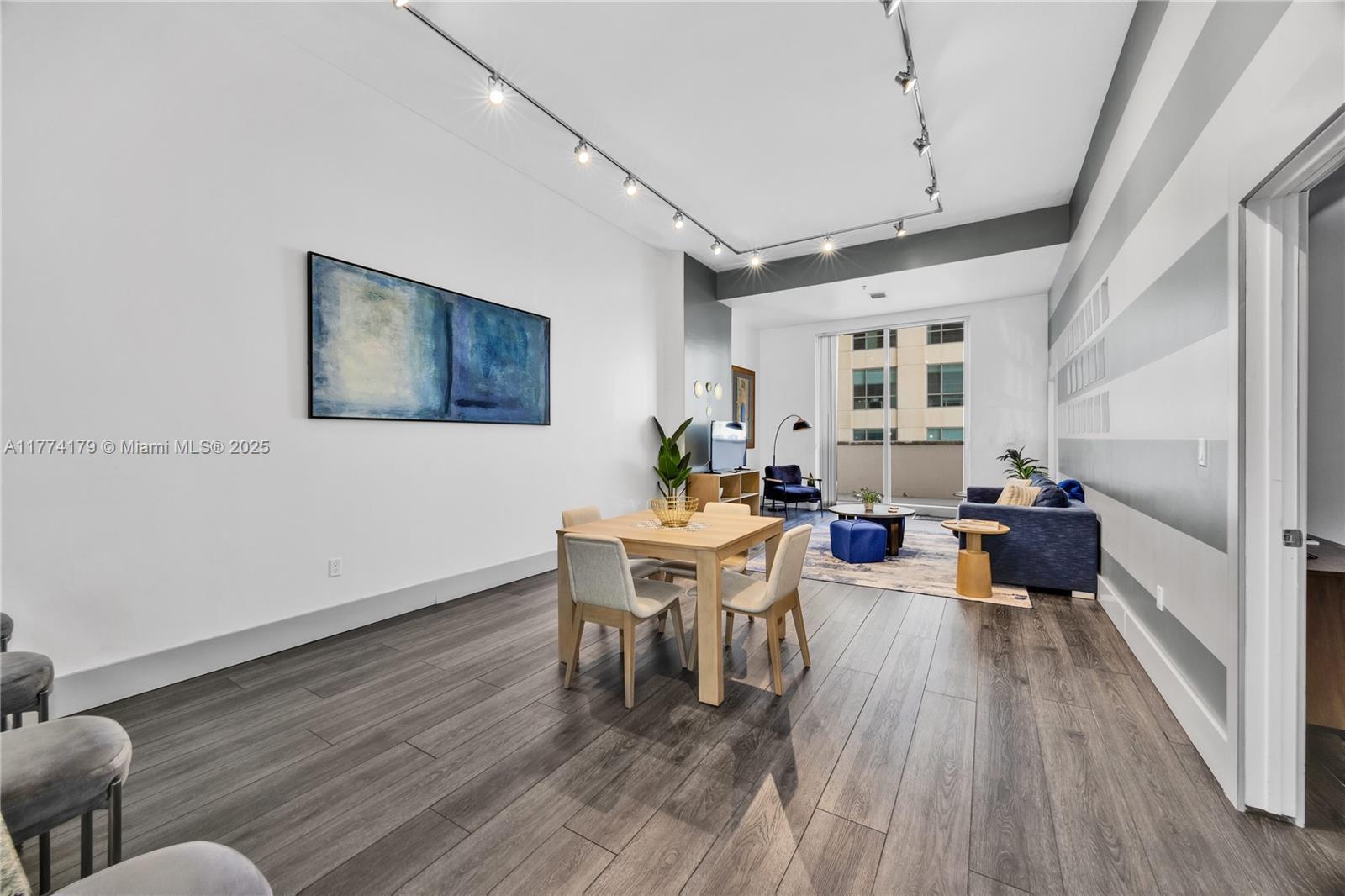 Picture of 1200 Brickell Bay Dr # 1406, Miami, FL 33131