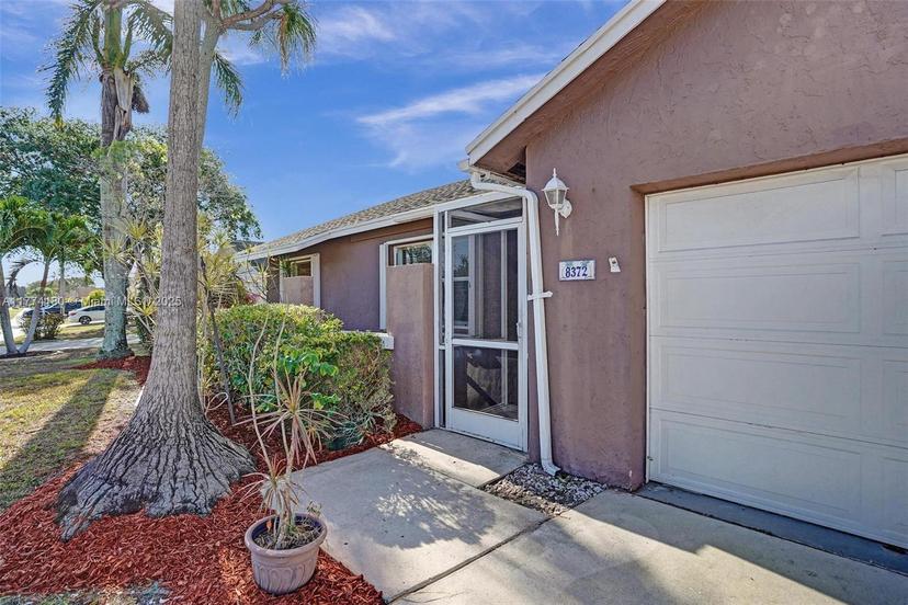 Picture of 8372 Blue Cypress Dr, Lake Worth FL 33467