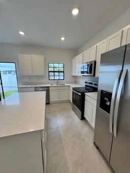 Picture of 669 NW 6Th Ter, Florida City, FL 33034