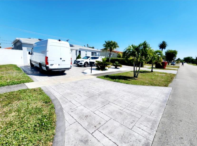 Picture of 341 W 59Th St, Hialeah FL 33012
