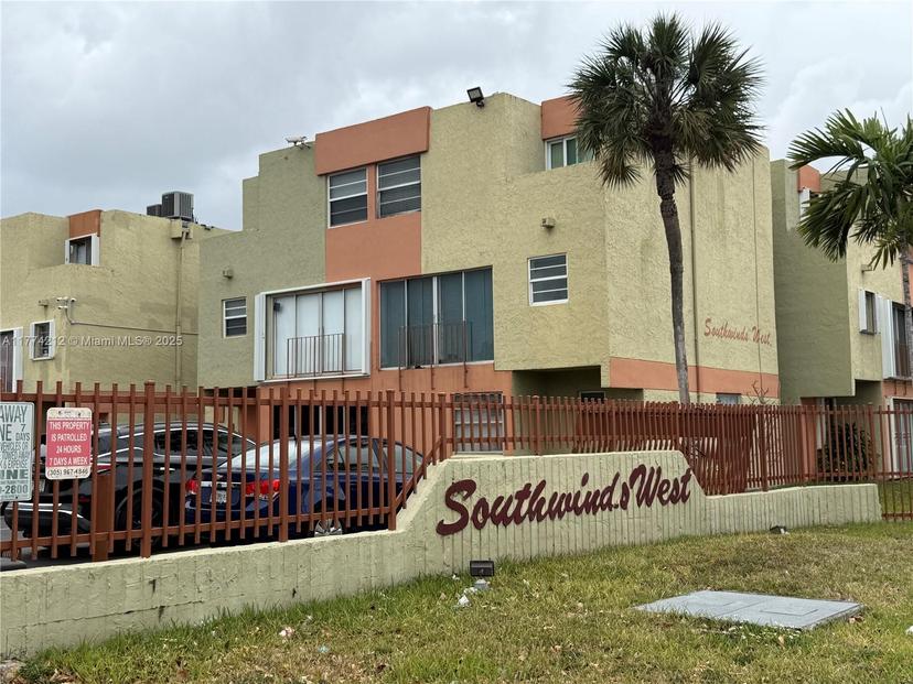 Picture of 9390 W Flagler St # 109A, Miami FL 33174