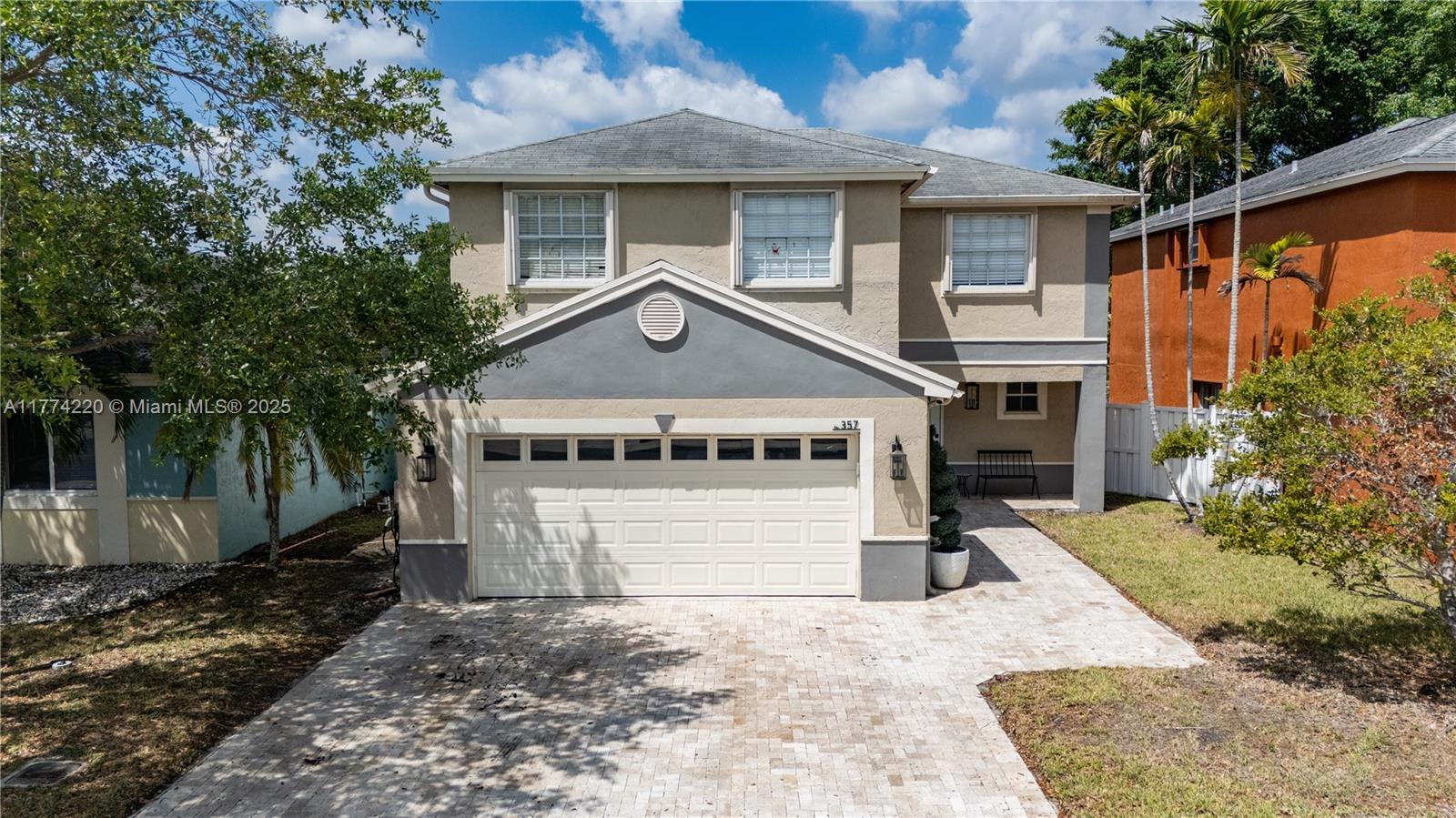 Picture of 357 W Riverbend Dr, Sunrise, FL 33326