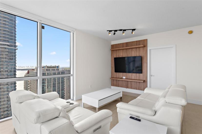 Picture of 1060 Brickell Ave # 4001, Miami FL 33131