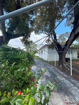 Picture of 3401 SW 14Th St, Miami, FL 33145