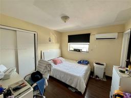 Picture of 4450 SW 67Th Ave # U, Miami, FL 33155