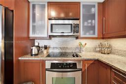 Picture of 2831 N Ocean Blvd # 308N, Fort Lauderdale, FL 33308