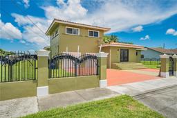 Picture of 17135 NW 19Th Ave, Miami Gardens, FL 33056