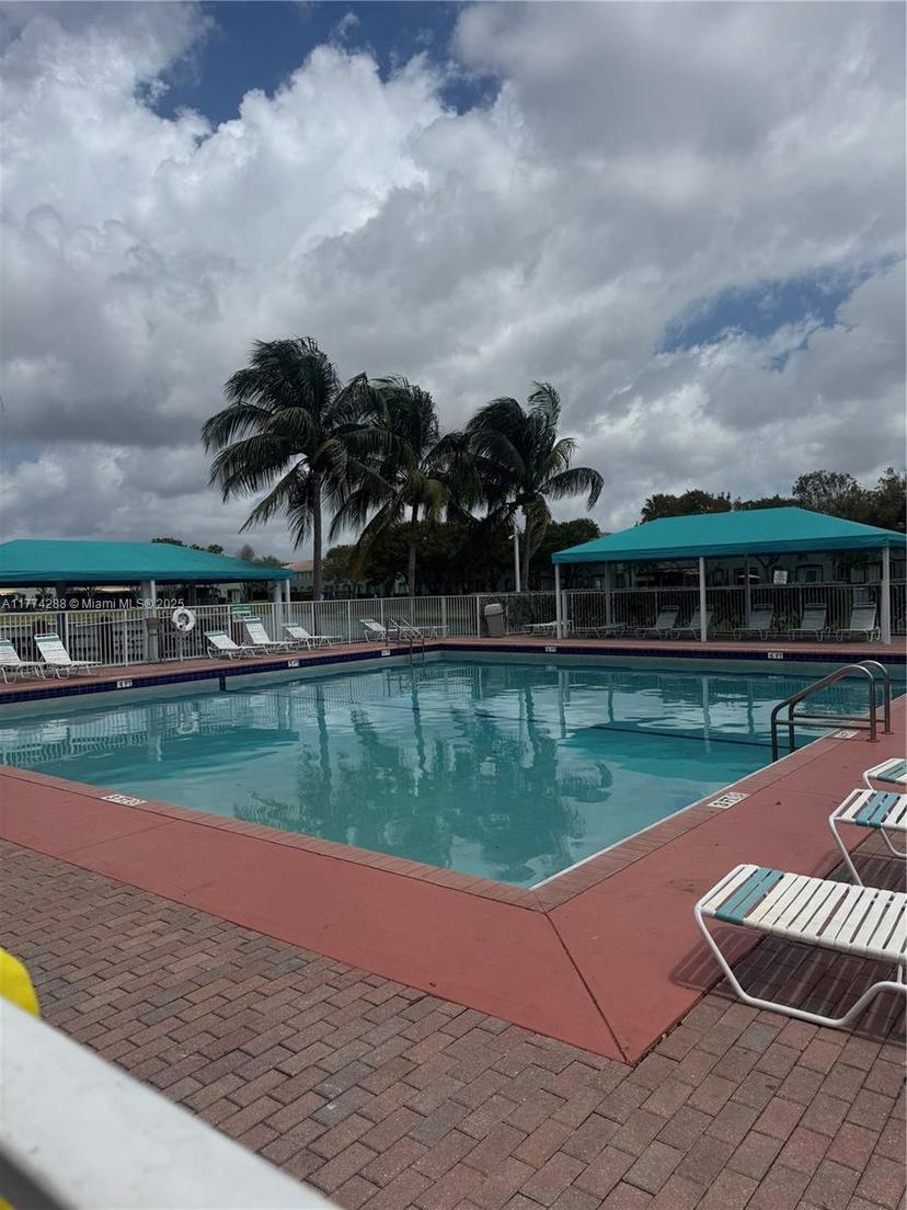 Picture of 1661 SE 29Th Ct # 108, Homestead FL 33035