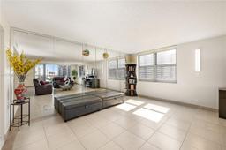 Picture of 1920 S Ocean Dr # 7A, Hallandale Beach, FL 33009