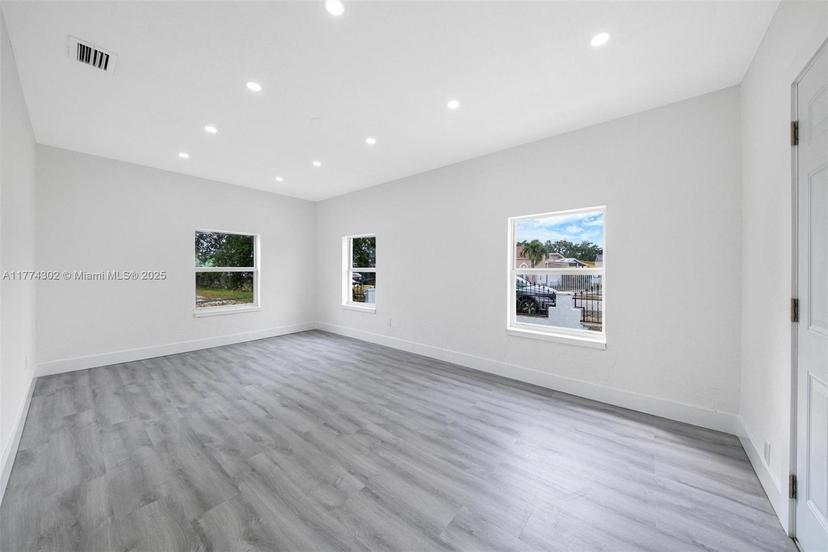 Picture of 741 NW 77Th Ter, Miami FL 33150