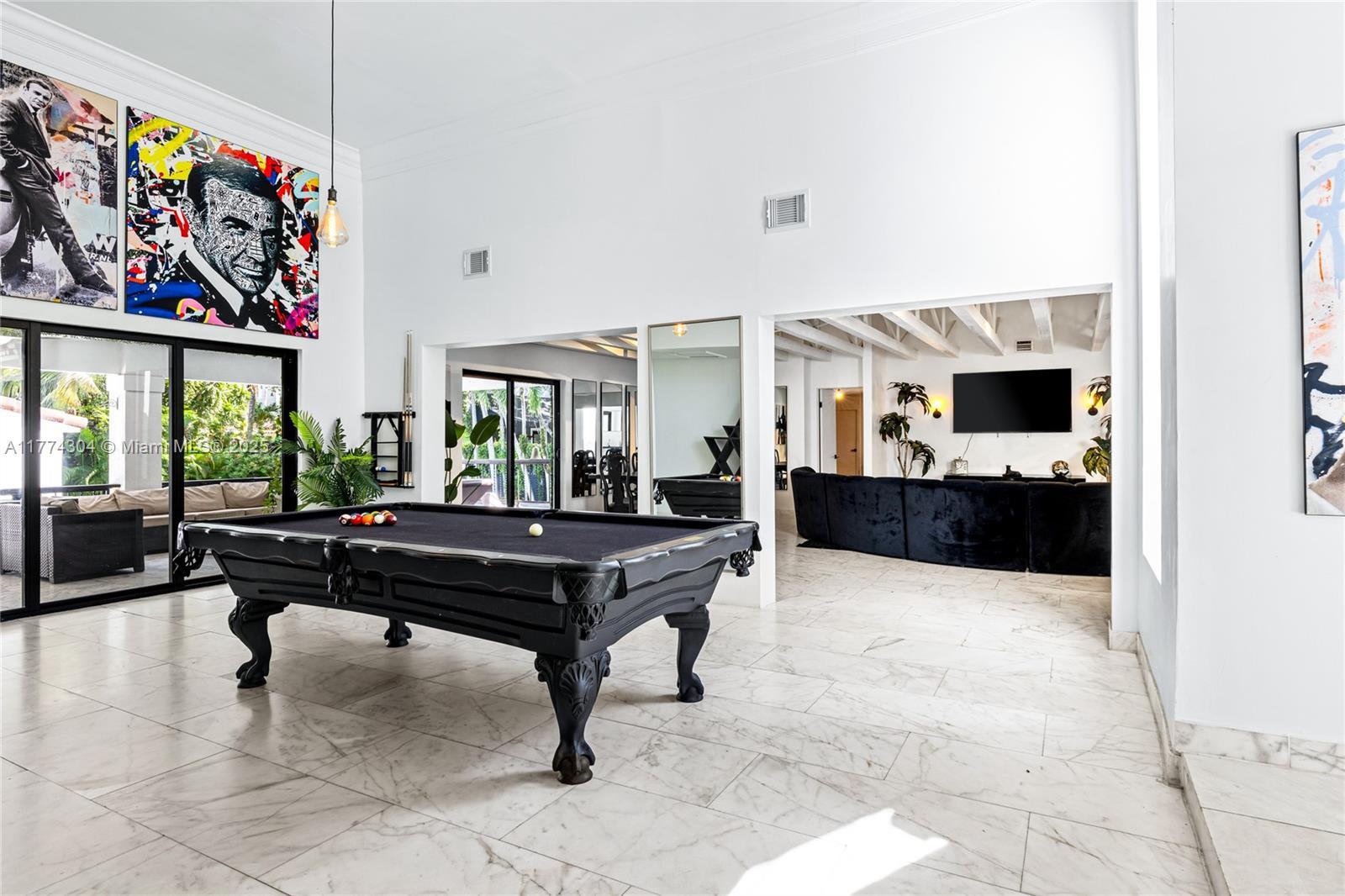 Picture of 1061 NW N River Dr, Miami, FL 33136