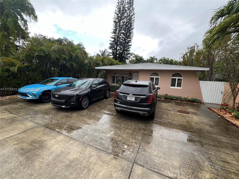 Picture of 936 SW 68Th Ave, Miami FL 33144