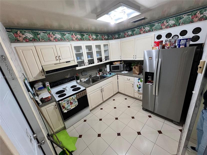 Picture of 936 SW 68Th Ave, Miami FL 33144