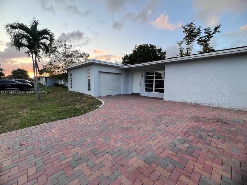 Picture of 11431 NW 35Th St, Sunrise FL 33323