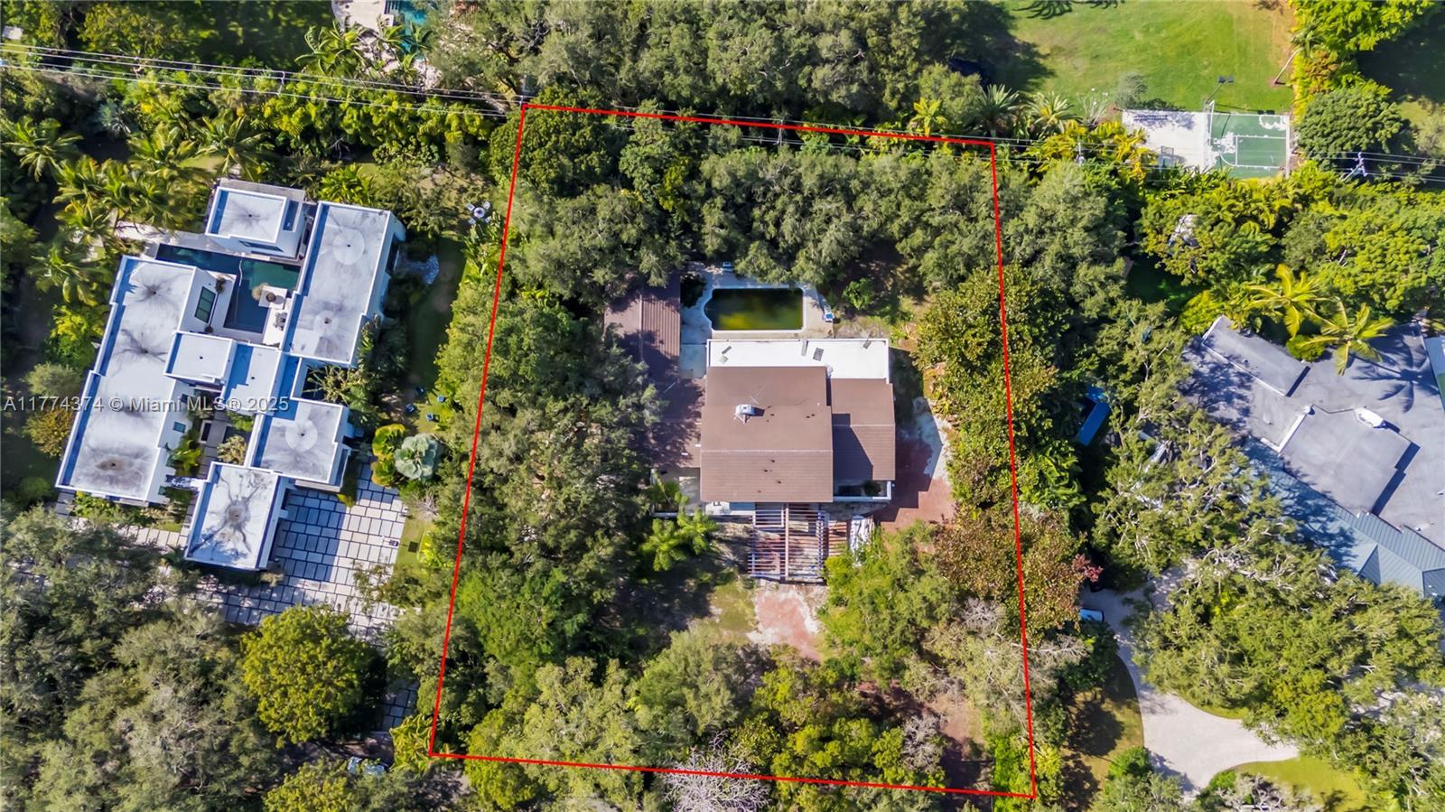 Picture of 10300 Old Cutler Rd, Coral Gables, FL 33156