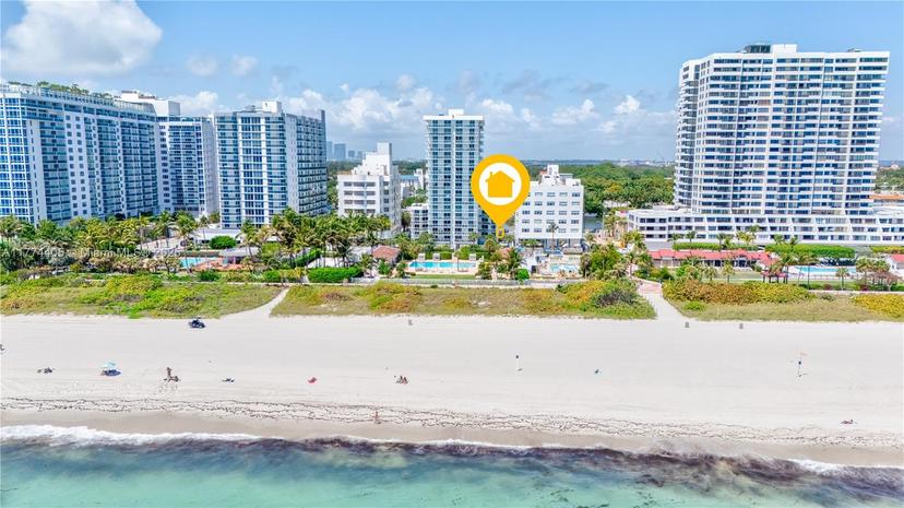 Picture of 2457 Collins Ave # 202, Miami Beach FL 33140