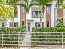 Picture of 1044 NE 18 # 103, Fort Lauderdale, FL 33304