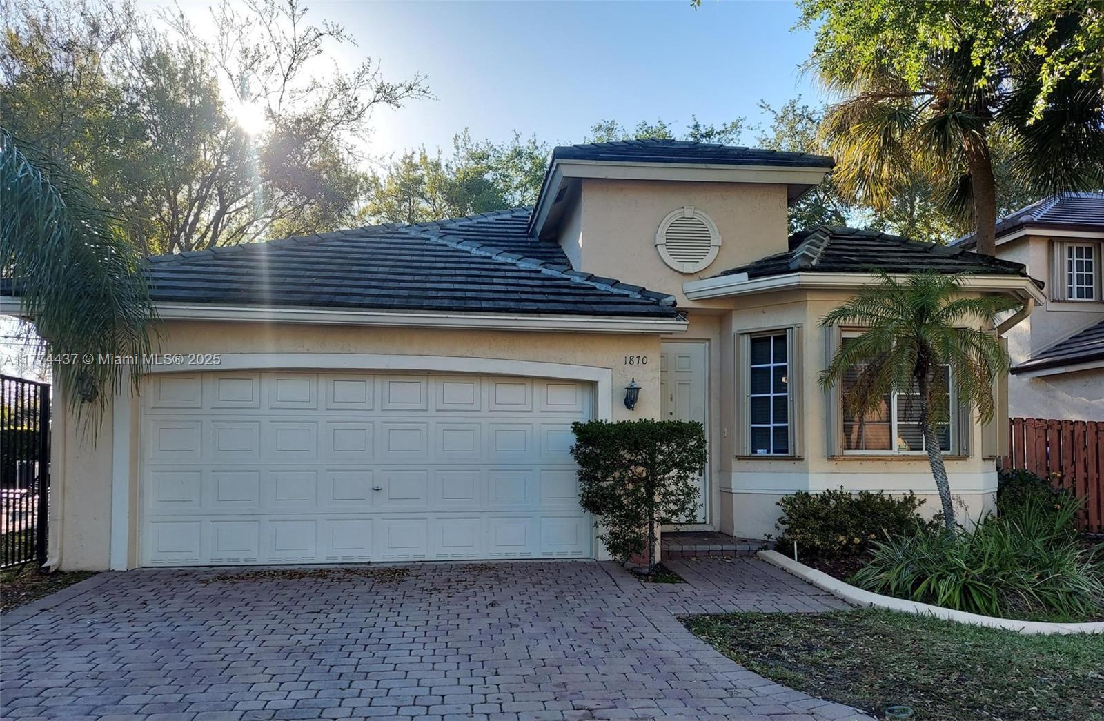 Picture of 1870 NW 100Th Way, Pembroke Pines, FL 33024