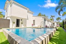 Picture of 850 Hollywood Blvd, Hollywood, FL 33019