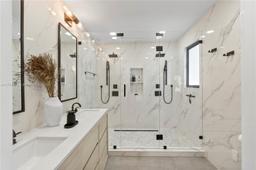 Picture of 850 Hollywood Blvd, Hollywood, FL 33019
