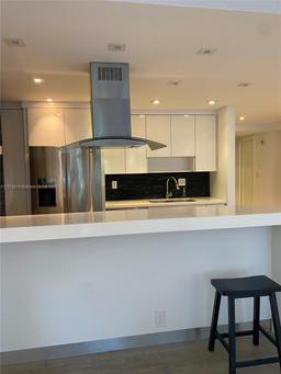 Picture of 181 Crandon Blvd # 207, Key Biscayne, FL 33149