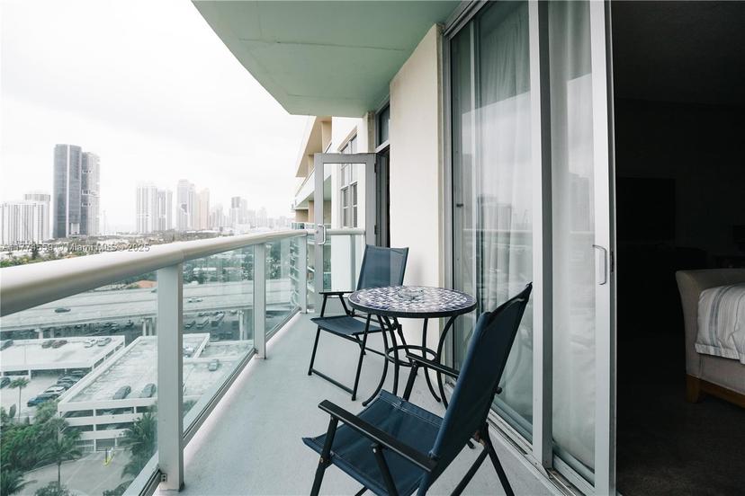 Picture of 19390 Collins Ave # 1614, Sunny Isles Beach FL 33160