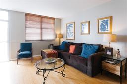 Picture of 19390 Collins Ave # 1614, Sunny Isles Beach, FL 33160