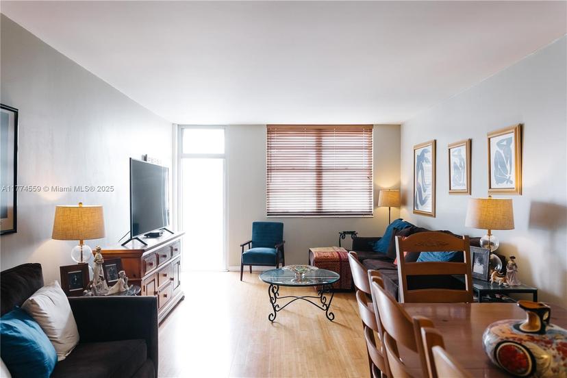 Picture of 19390 Collins Ave # 1614, Sunny Isles Beach FL 33160