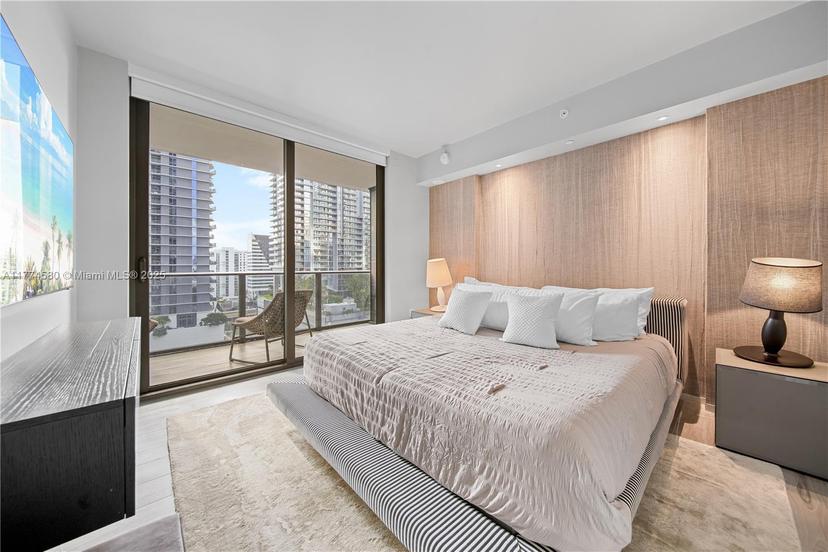 Picture of 801 S Miami Ave # 1410, Miami FL 33130