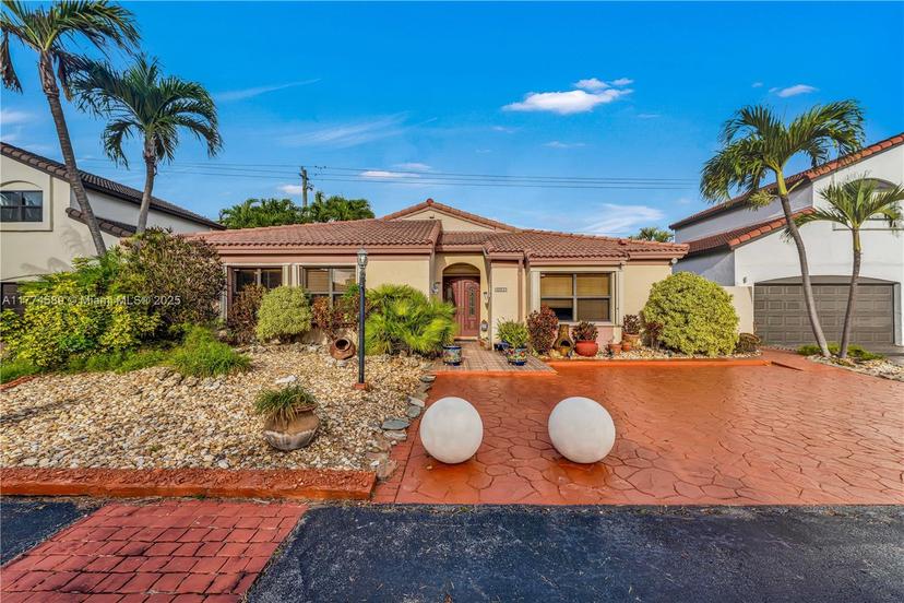 Picture of 8914 SW 5Th Ln, Miami FL 33174