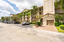 Picture of 650 SW 138Th Ave # 210J, Pembroke Pines, FL 33027