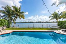 Picture of 13000 SW 136Th Ter, Miami, FL 33186