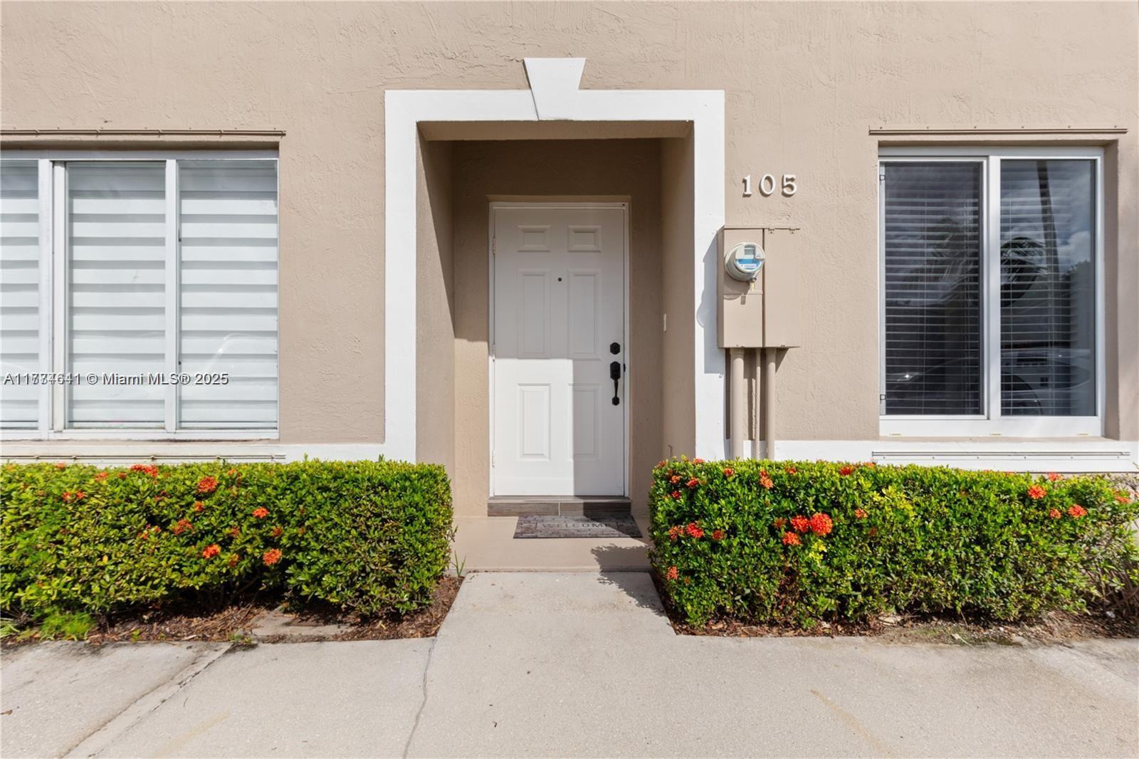 Picture of 105 Riviera Cir, Weston, FL 33326