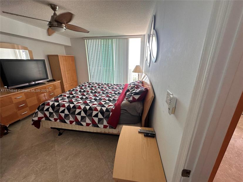 Picture of 1200 Brickell Bay Dr # 3921, Miami FL 33131
