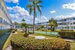 Picture of 15610 NE 6Th Ave # 32C, Miami, FL 33162