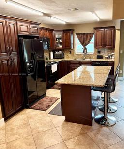 Picture of 9271 SW 183Rd Ter, Palmetto Bay, FL 33157