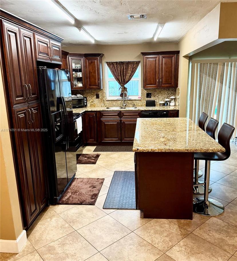 Picture of 9271 SW 183Rd Ter, Palmetto Bay FL 33157