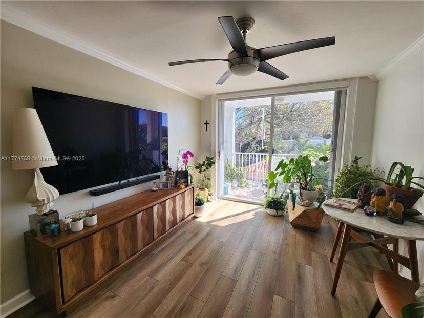 Picture of 1010 NW 11Th St # 309, Miami FL 33136