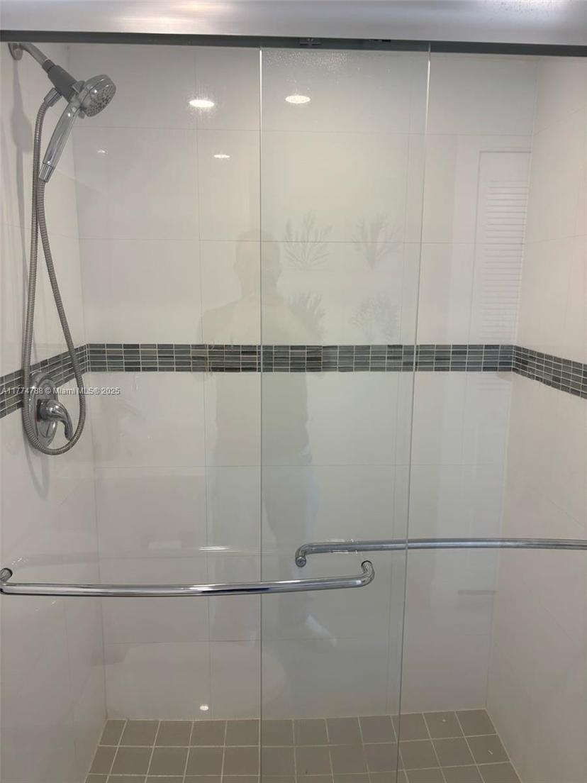 Picture of 20335 W Country Club Dr # 608, Aventura FL 33180