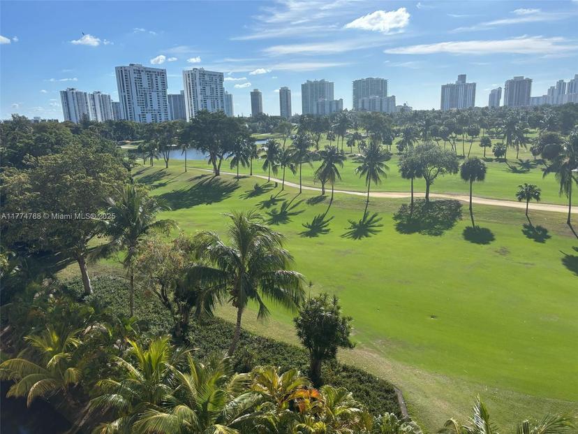 Picture of 20335 W Country Club Dr # 608, Aventura FL 33180