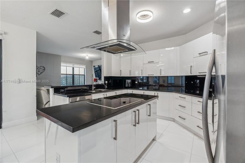 Picture of 9839 NW 8Th Ter, Miami FL 33172