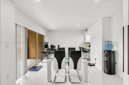 Picture of 8775 Park Blvd # 111, Miami, FL 33172
