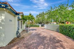 Picture of 11318 SW 244Th Ter, Homestead, FL 33032