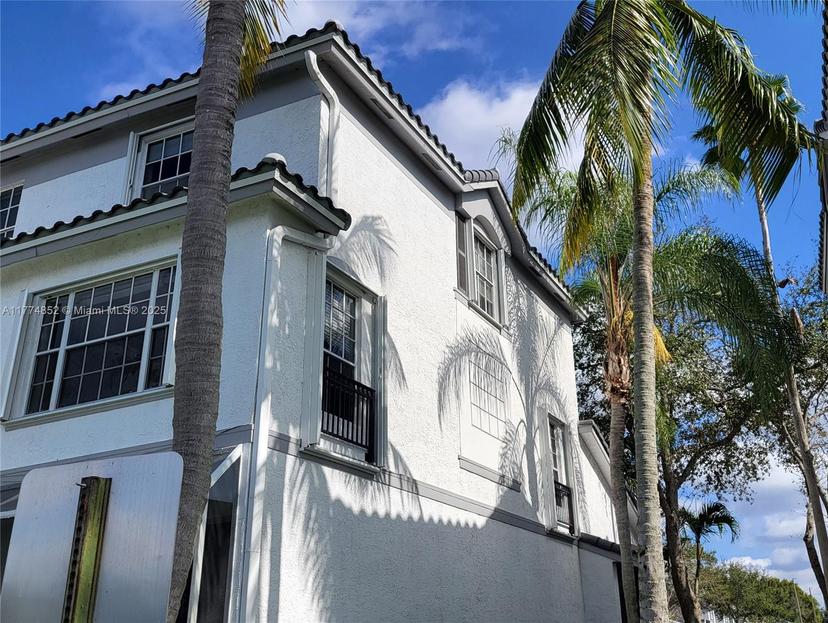 Picture of 755 SW 148Th Ave # 1101, Sunrise FL 33325