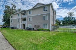 Picture of 4000 23Rd # 108, Gainesville, FL 32608