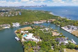 Picture of 30 Leucadendra Dr, Coral Gables, FL 33156